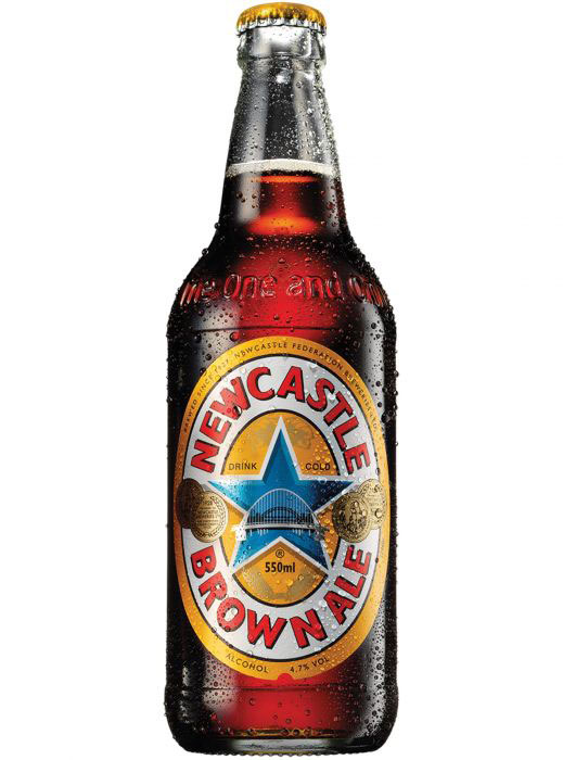 800px Newcastle Brown Ale poured in pint glass